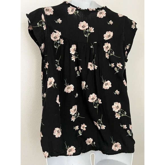 Buffalo David Bitton Womens L Black Floral viscose Flutter Sleeve blouse peasant - Picture 4 of 7